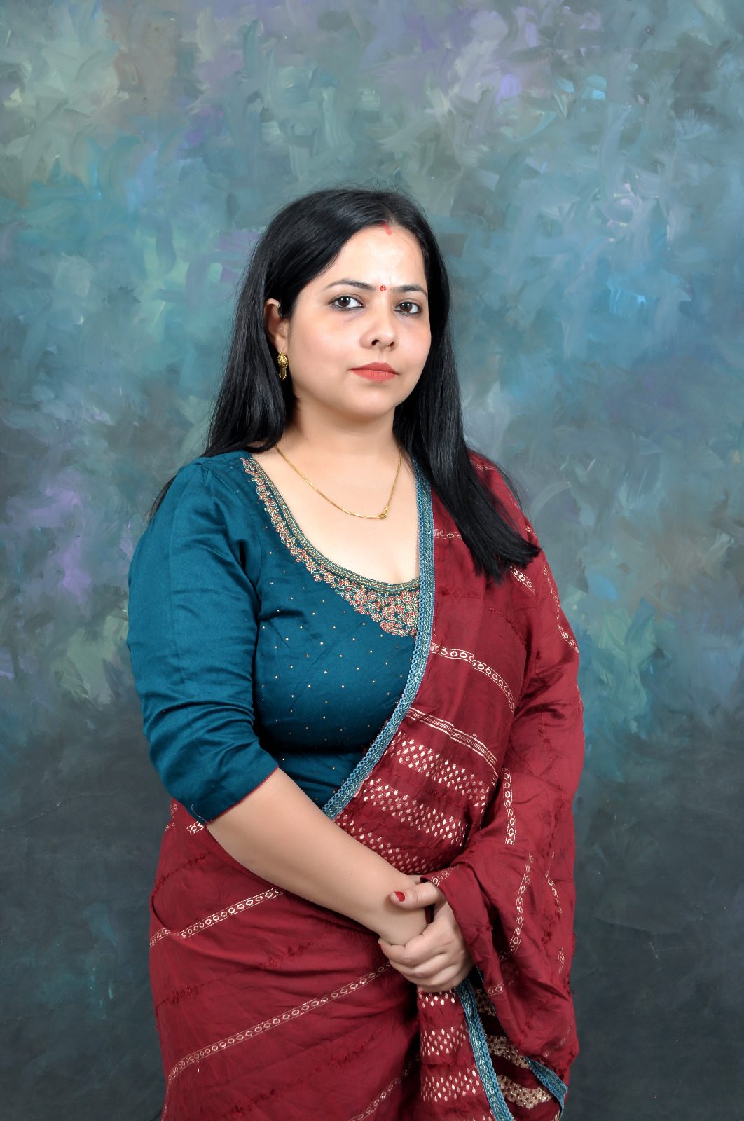 Mrs. Renu Sharma - Co-Founder & Fashion Designer